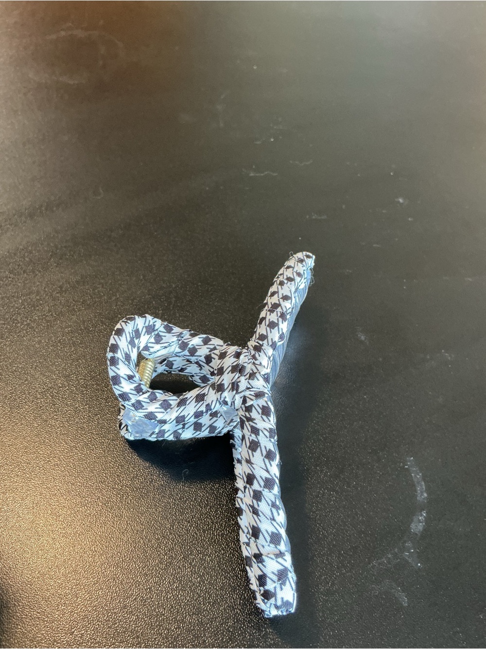 Houndstooth Fabric Hair Clip - Black & White